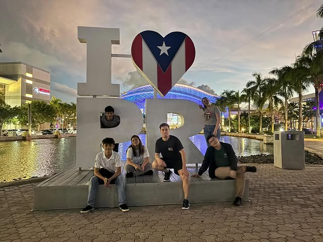 El equipo en Puerto Rico